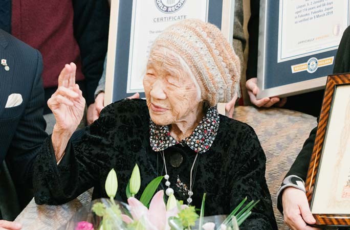 guinness names 116 year old japanese woman kane tanaka world s oldest person