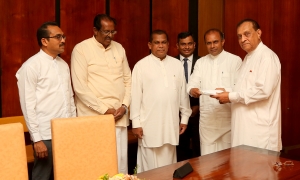 පාර්ලිමේන්තුවට හානි කළ වාර්තාව කථානායකට