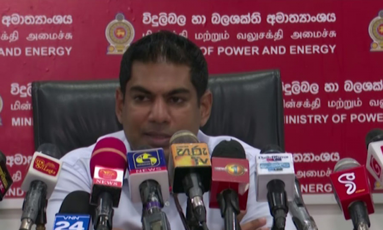 ඉන්ධන සැපයීමට නව ජාත්‍යන්තර පෞද්ගලික සමාගම් දෙකක්; අමාත්‍ය කංචන