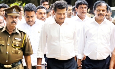 ගාමිණී සෙනරත් අභියාචනය ඉල්ලා අස්කර ගනී