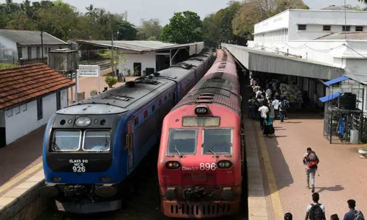 ඉදිරි දින කිහිපයේ දුම්රිය  ධාවනය සිදුවන හැටි