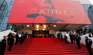 ප්‍රංශයේ Cannes සිනමා උළෙල කල් දැමේ