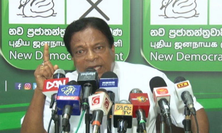 මහින්ද රාජපක්‍ෂ මහත්තයයි, දයාසිරි මහත්තයයි ශ්‍රී.ල.නි.ප. අමු අමුවේ වැළලුවා; වික්ටර් ඇන්තනී (වීඩියෝ)